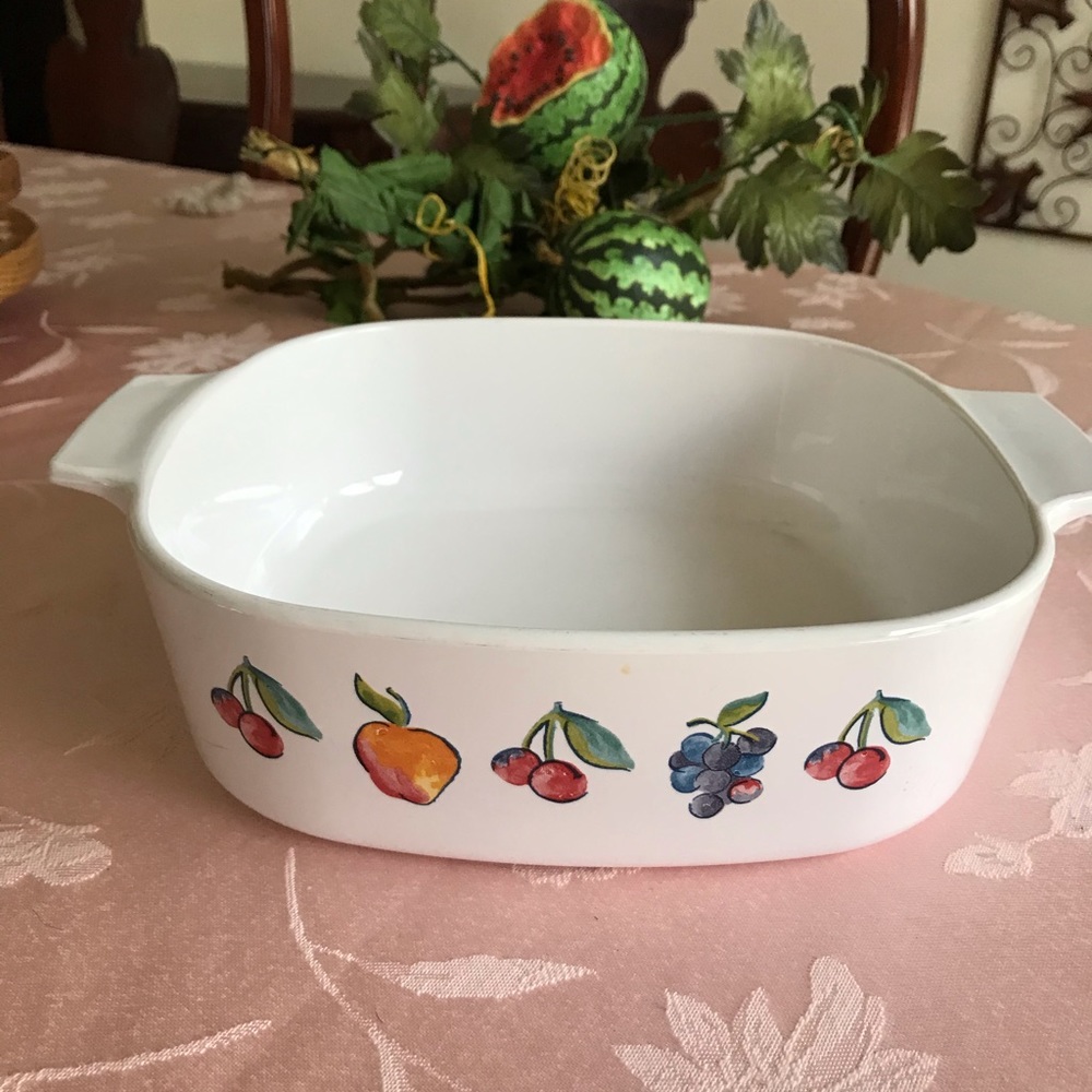 Corningware casserole dish